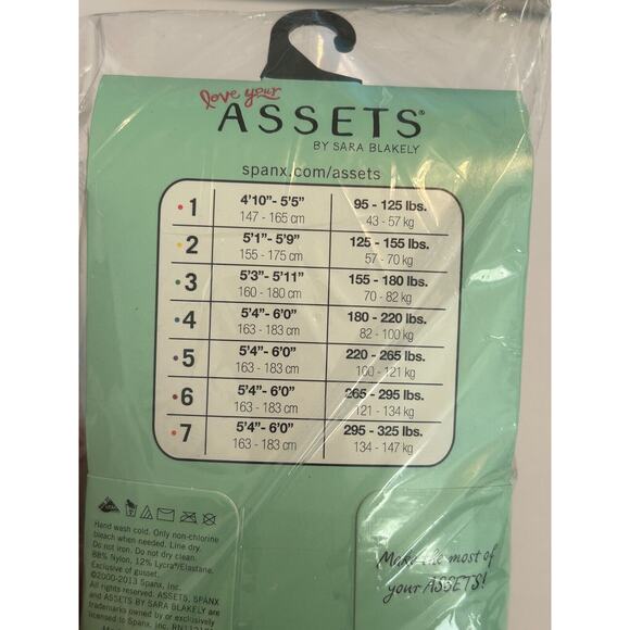 Assets by Spanx Sara Blakely Shaping Tight Women Size 2 Black Textured Wish Bone - Picture 3 of 4